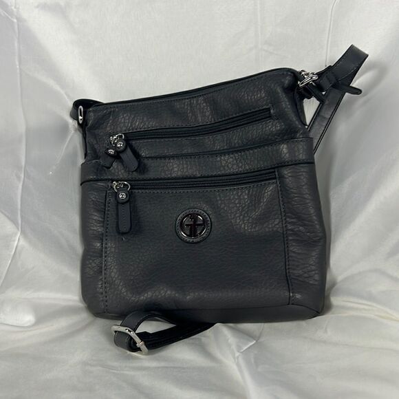 Giani Bernini grey and silver purse - Picture 1 of 6